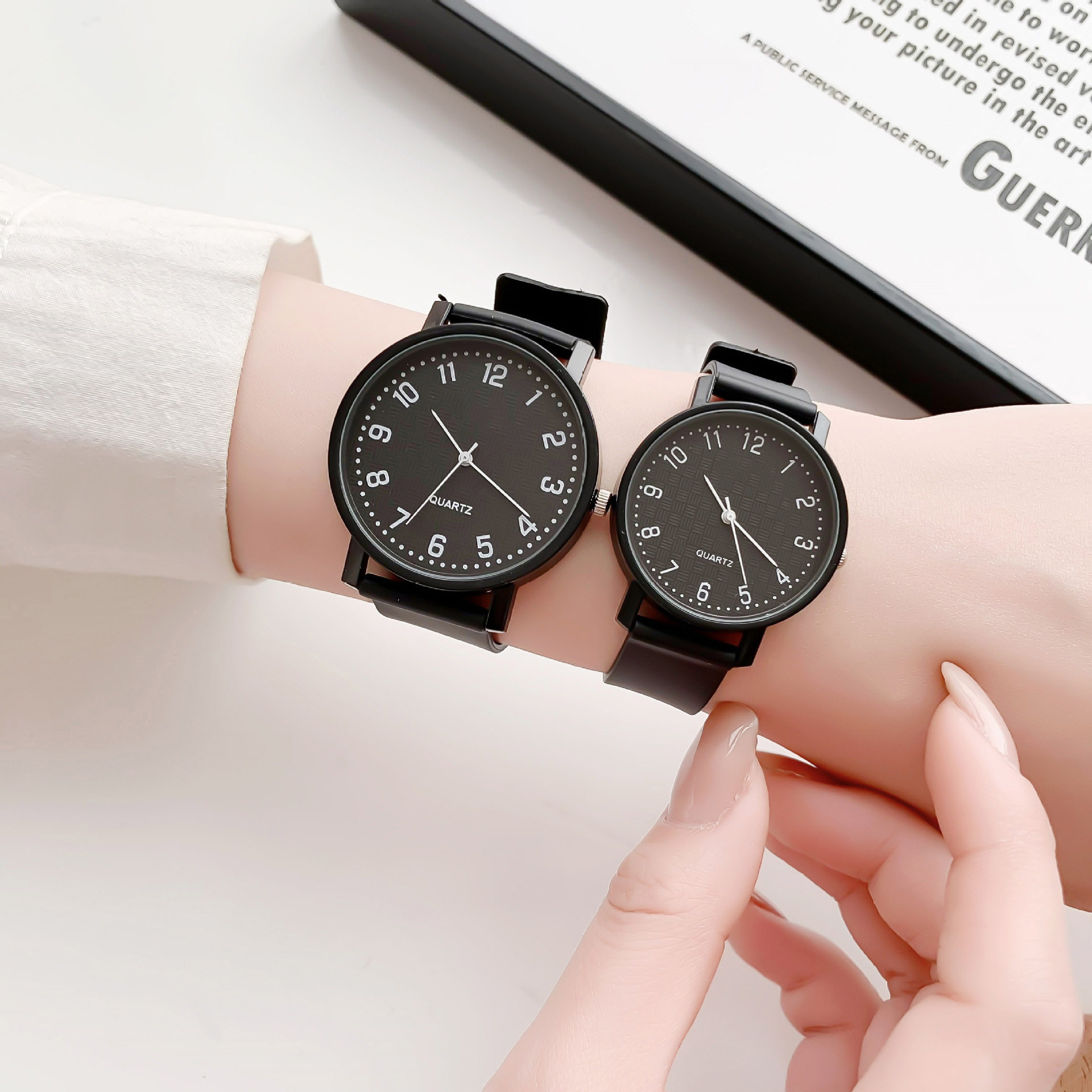 Simples relógio preto relógios - Luxury Watch Deals avaliação e preço